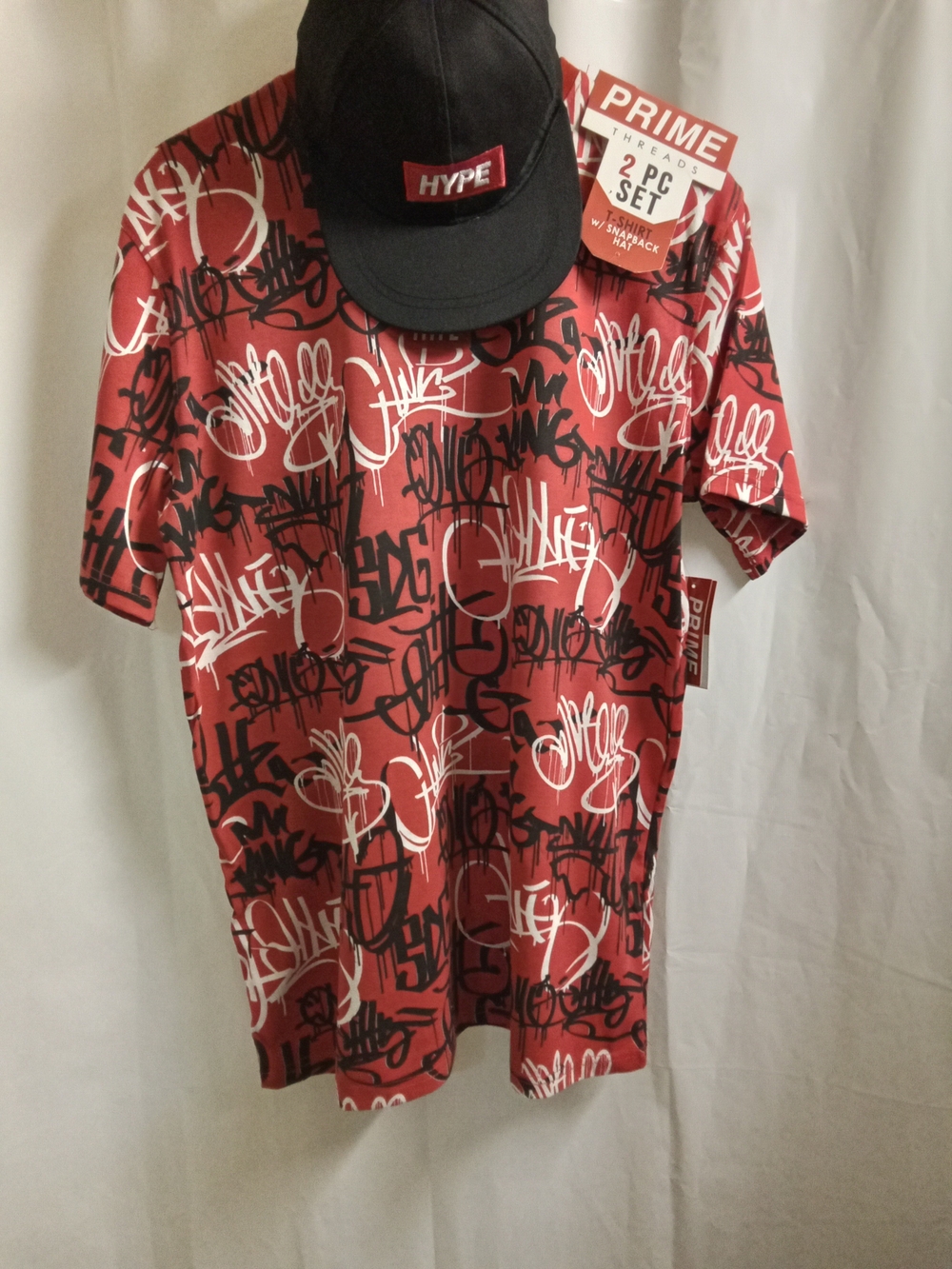Mens  Hat & Shirt Combo, Graffiti Print Tee.